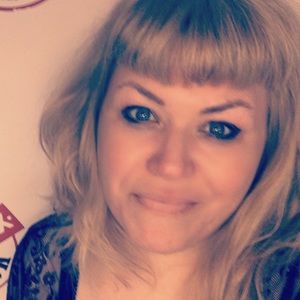 Meet your Posher, Angie